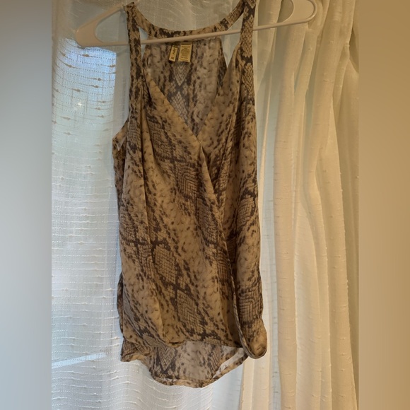 Bundle - Picture 3 of 4